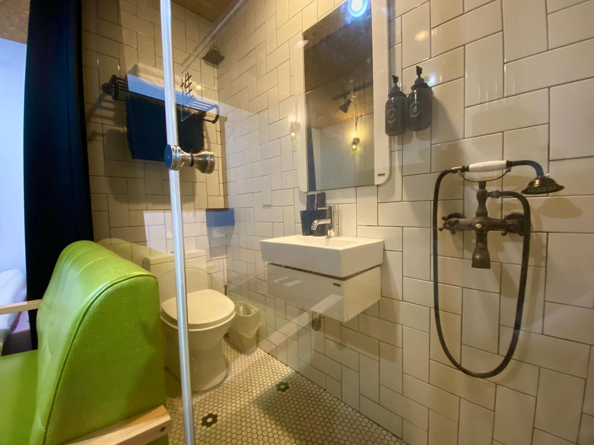 K. Gold Hotel Taichung Kamer foto