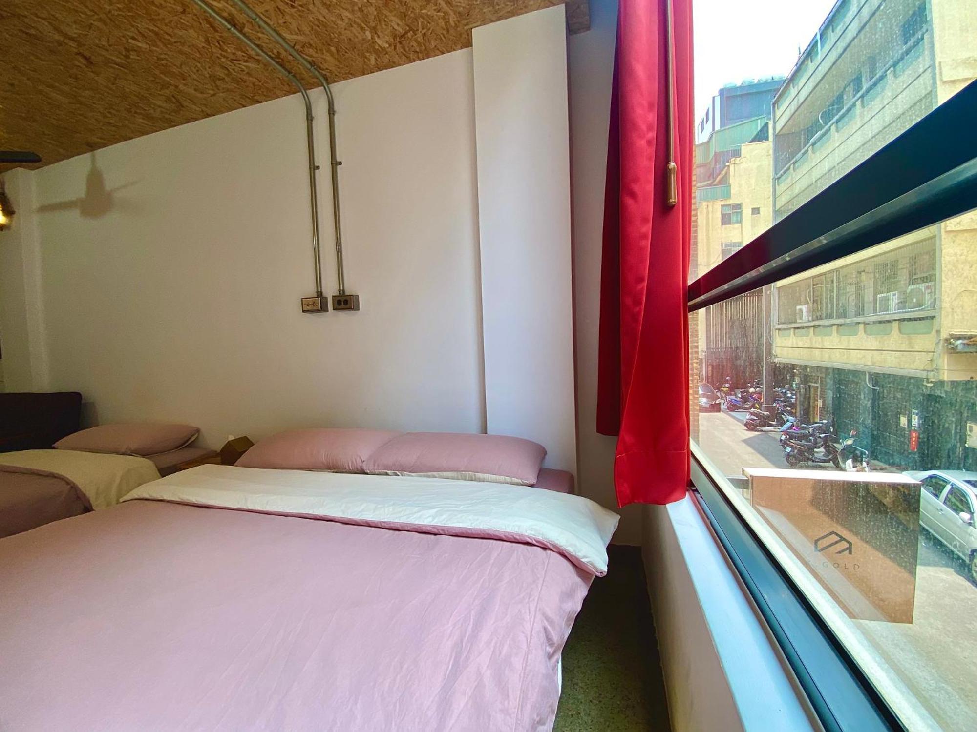 K. Gold Hotel Taichung Kamer foto